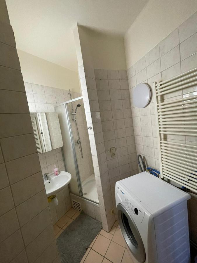 Rent Daily Apartment Antwerpen Bagian luar foto